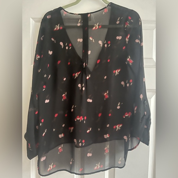 Cherry print blouse - Picture 3 of 3